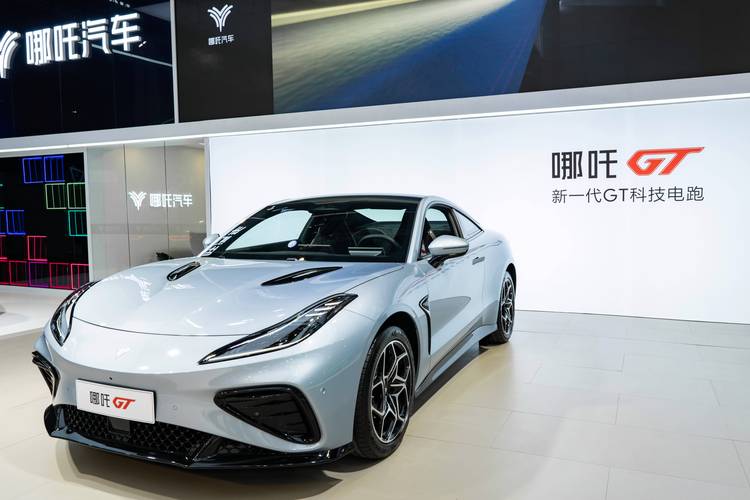 广州天河区维驰祥企业管理咨询哪吒汽车在智能汽车领域的表现，领途汽车在新能源汽车市场中的影响力